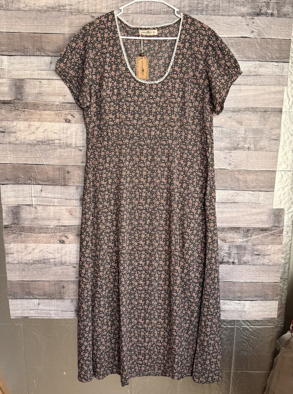 The Natural Life Daisy Print Scoop Neck Maxi Dress in Grey Pink Florals XL NEW